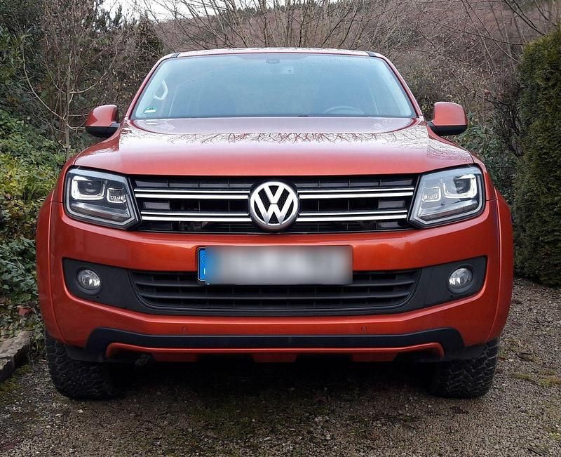 Orange Gebraucht 2016 VW Amarok Canyon Abholung | 16.000 € (Guter Preis) - Bild 1/4