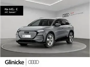 Neu Audi Q4 e-tron Basis 150 kW (204 PS) 2025 Grau (kieselgrau) SUV