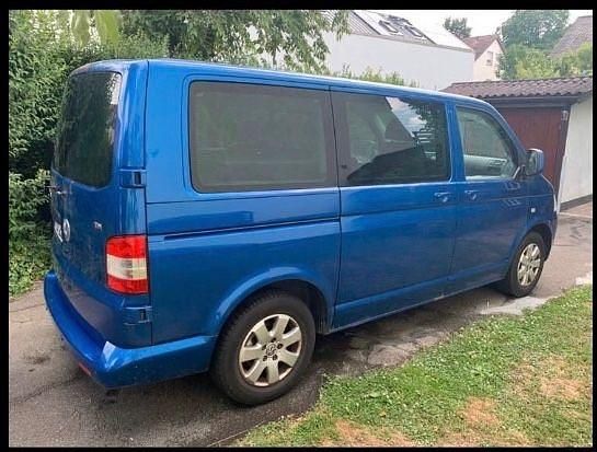 Gebraucht VW T5 131 PS (96 kW) 2007 Blau Van