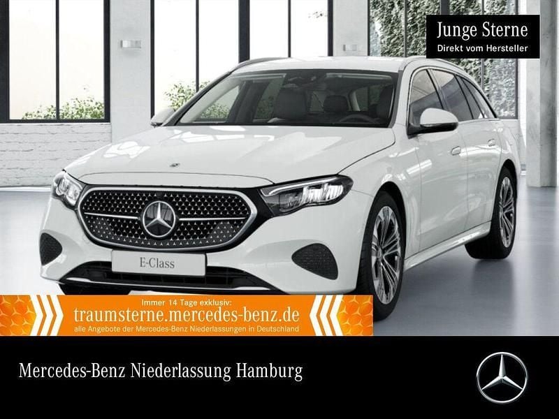Weiß Gebraucht 2024 Mercedes E300 Avantgarde Limousine | 44.980 € - Bild 1/3