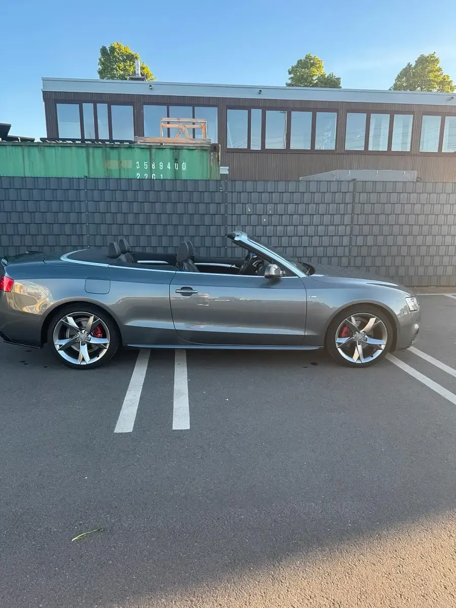 Używany Audi A5 Cabriolet 190 KM (139 kW) 2016 Szary Kabriolet