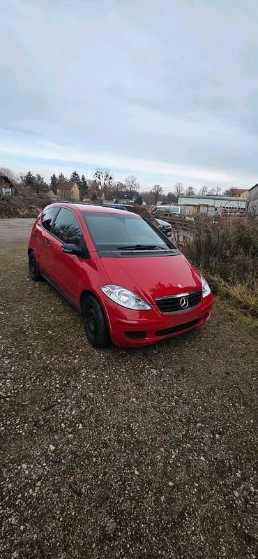 Gebraucht Mercedes A150 95 PS (69 kW) 2007 Rot Kleinwagen