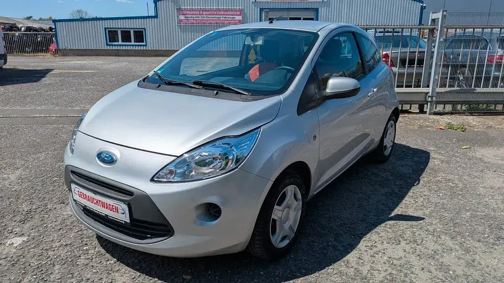 Gebraucht Ford Ka Trend 69 PS (50 kW) 2009 Silber Kleinwagen
