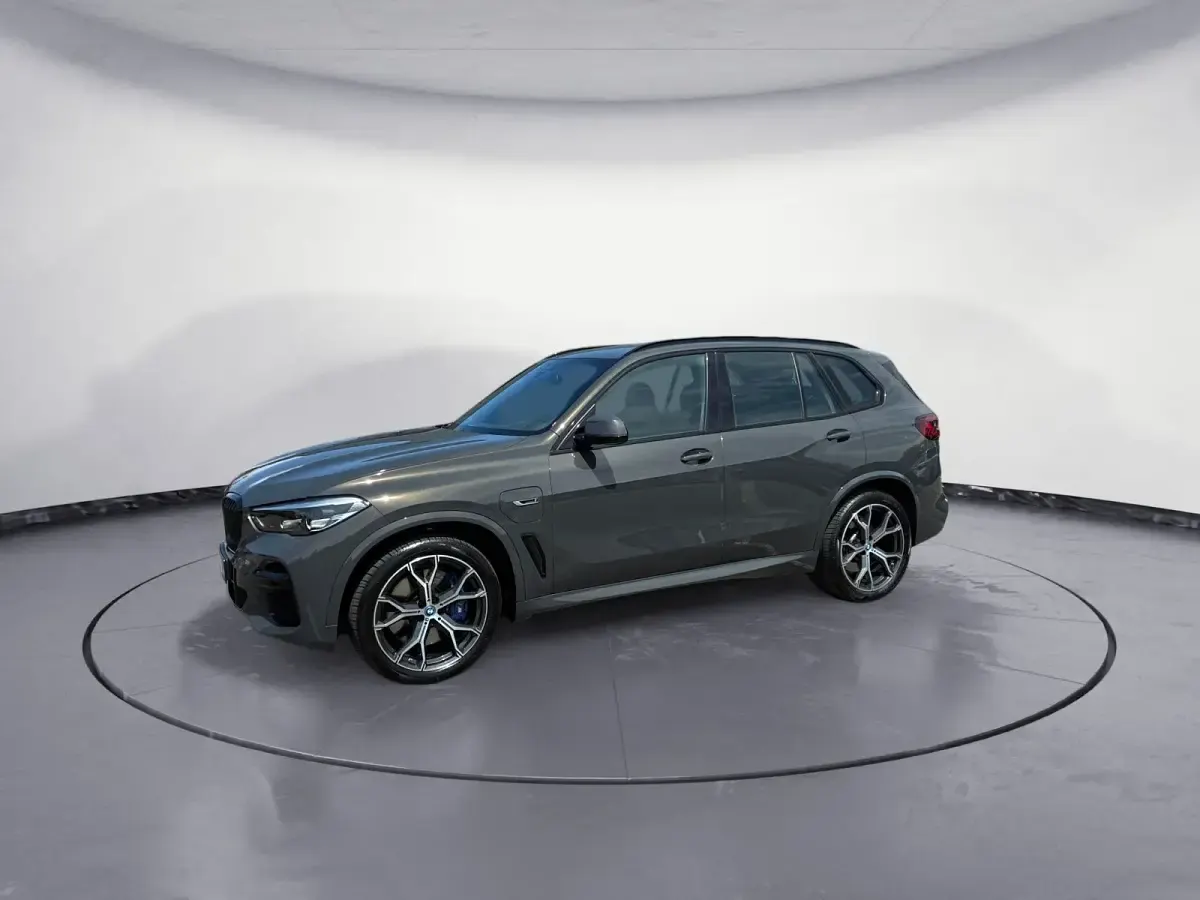 Gebraucht BMW X5 M Sport 394 PS (289 kW) 2022 Grau SUV