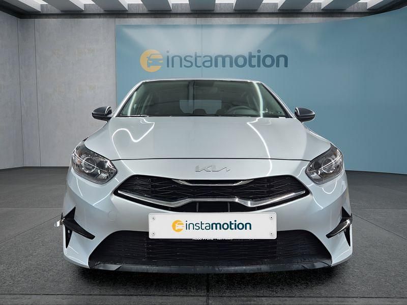 Gebraucht Kia Ceed 101 PS (74 kW) 2025 Silber Kleinwagen