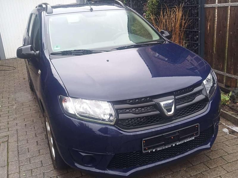 Blau Gebraucht 2014 Dacia Logan MCV Kombi | 3.000 € (Fairer Preis) - Bild 1/4