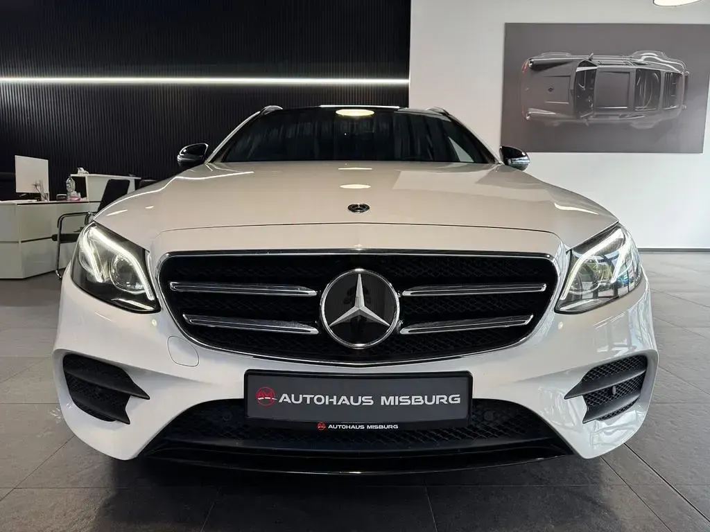 Gebraucht Mercedes E400 AMG 340 PS (250 kW) 2019 Weiß Limousine