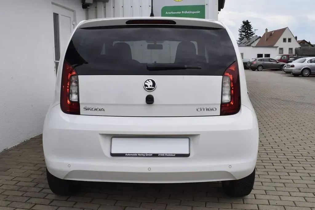 Gebraucht Skoda Citigo Clever 60 PS (44 kW) 2018 Weiß Kleinwagen