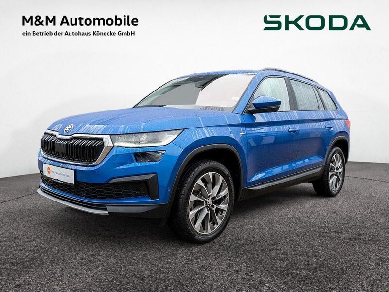 Blau Gebraucht 2022 Skoda Kodiaq Clever SUV | 28.680 € (Superpreis) - Bild 1/4