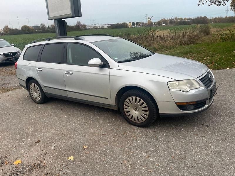 Gebraucht VW Passat Trendline 105 PS (77 kW) 2008 Silber Kombi