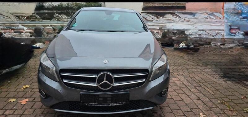 Gebraucht 2014 Mercedes A180 Limousine | 9.500 € (Guter Preis) - Bild 1/4