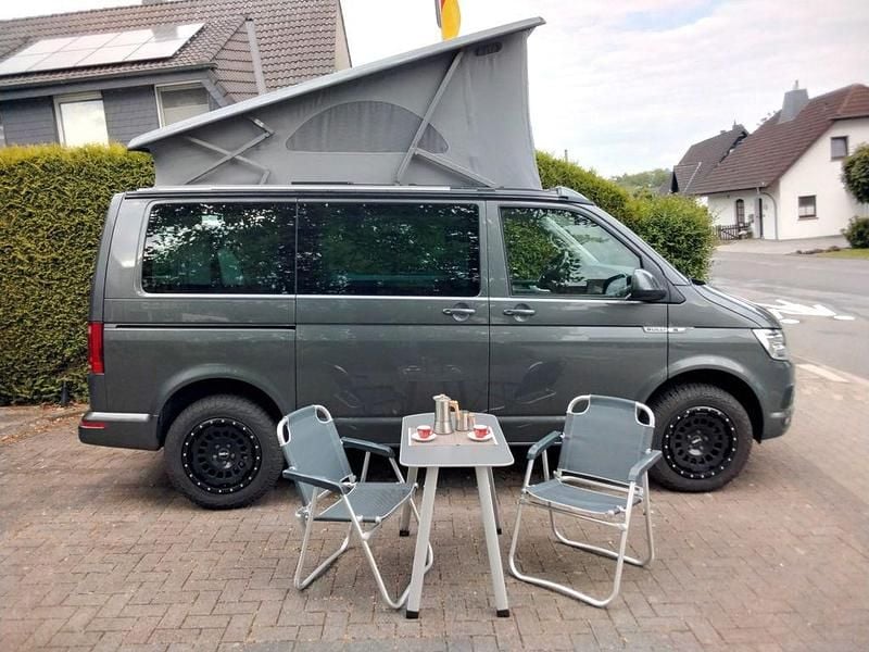 Grau Gebraucht 2019 VW California California Van | 44.900 € (Superpreis) - Bild 1/4