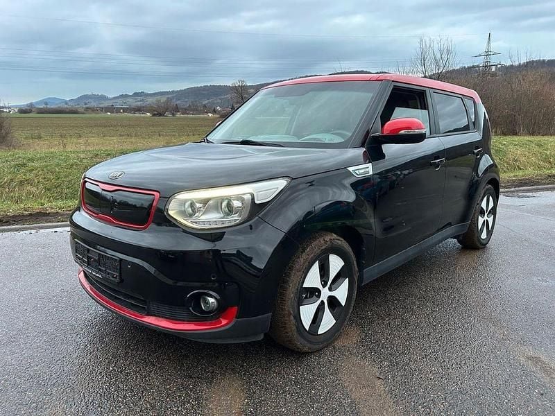 Schwarz Gebraucht 2015 Kia Soul EV SUV | 4.900 € (Superpreis) - Bild 1/4