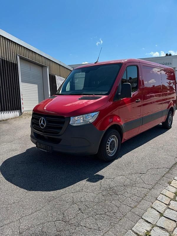 Rot Gebraucht 2022 Mercedes Sprinter Van | 28.990 € (Superpreis) - Bild 1/4