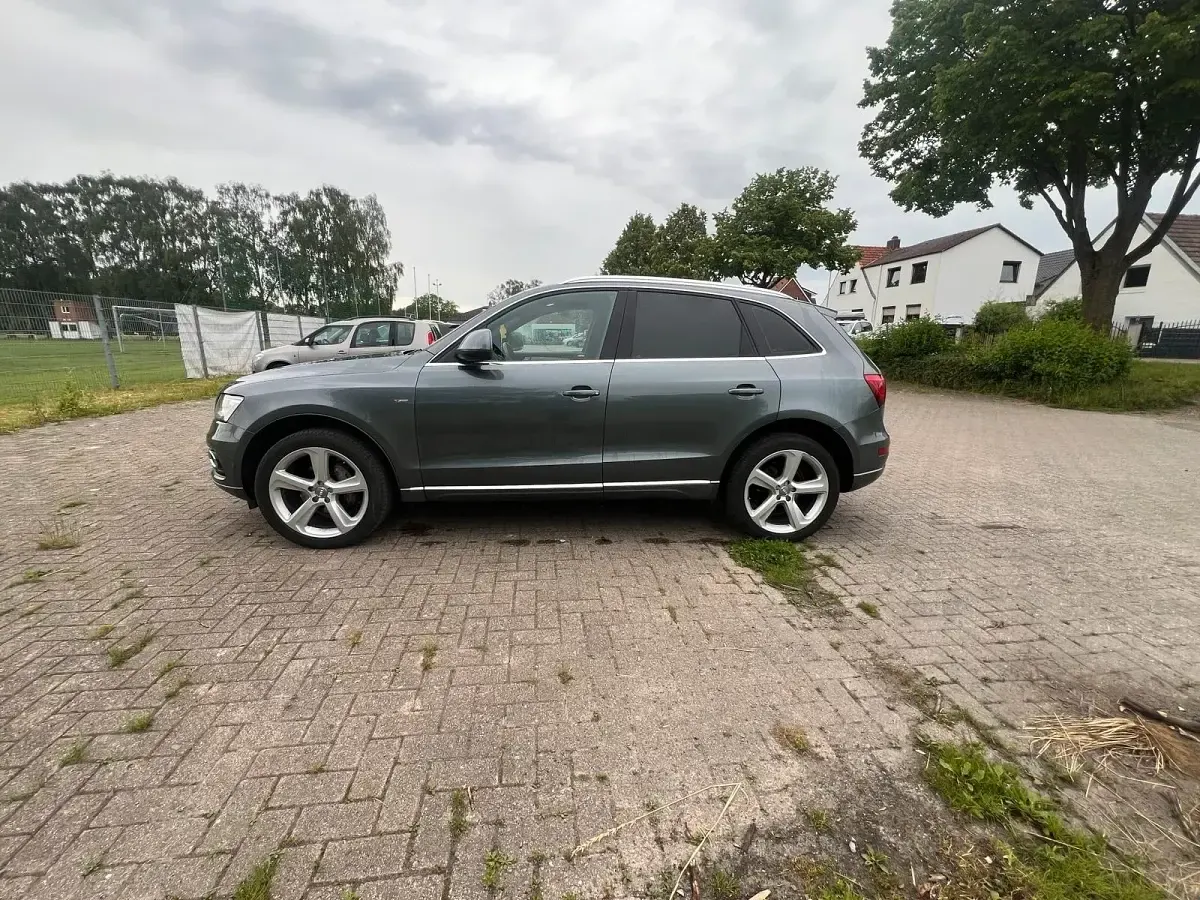Gebraucht Audi Q5 177 PS (130 kW) 2012 Andere farben SUV
