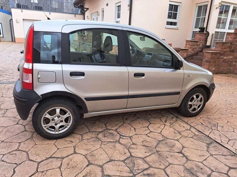 Gebraucht Fiat Panda 55 PS (40 kW) 2006 Grau Kleinwagen
