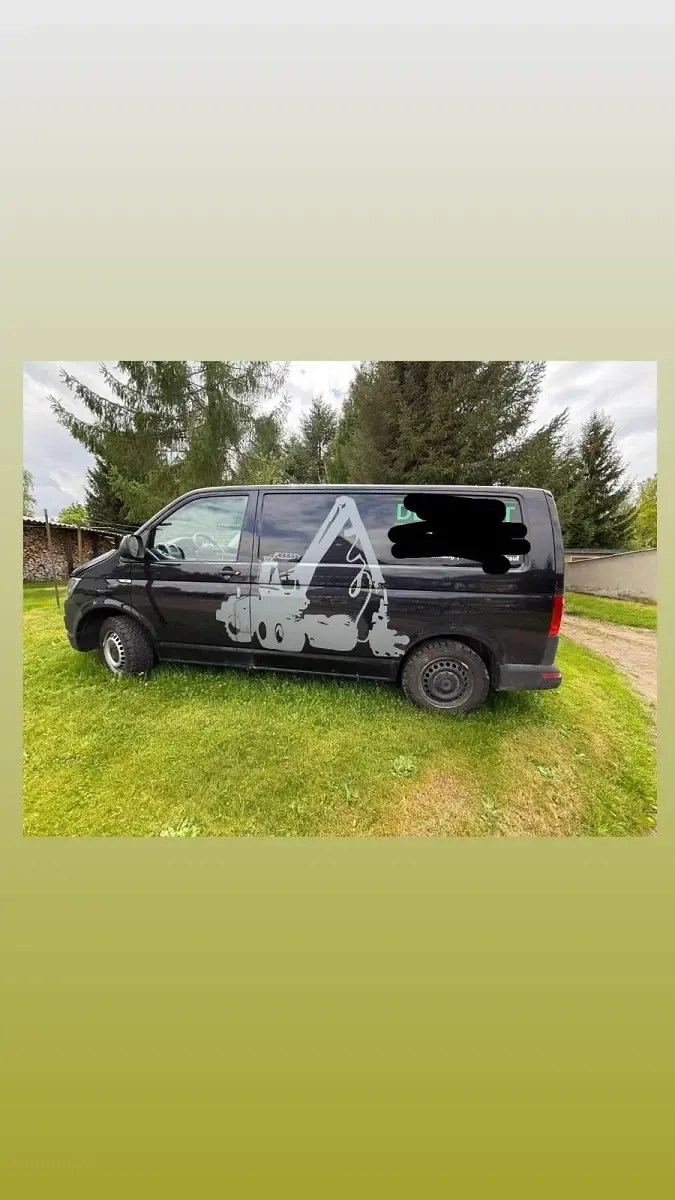 Używany VW Transporter 150 KM (110 kW) 2017 Czarny Van
