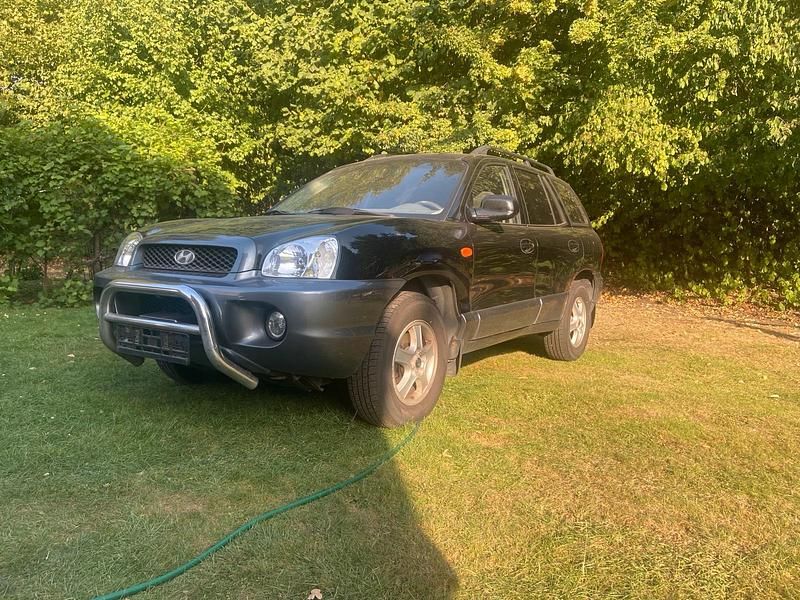 Schwarz Gebraucht 2003 Hyundai Santa Fe SUV | 1.700 € (Superpreis) - Bild 1/4
