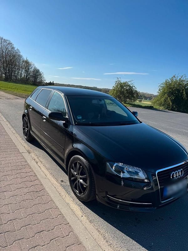 Używany Audi A3 105 KM (77 kW) 2012 Czarny Hatchback