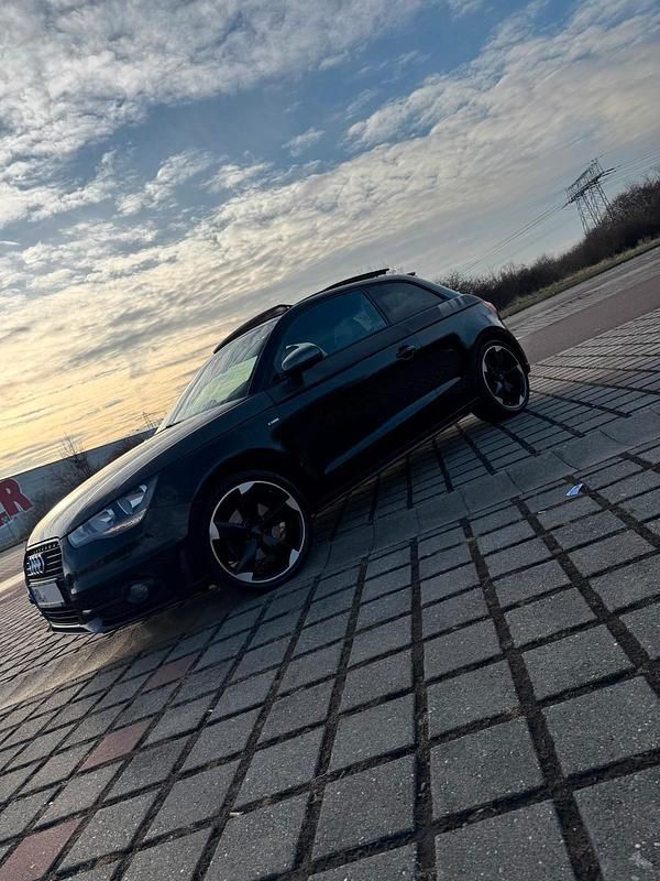 Gebraucht Audi A1 S-Line 140 PS (102 kW) 2014 Schwarz Kleinwagen
