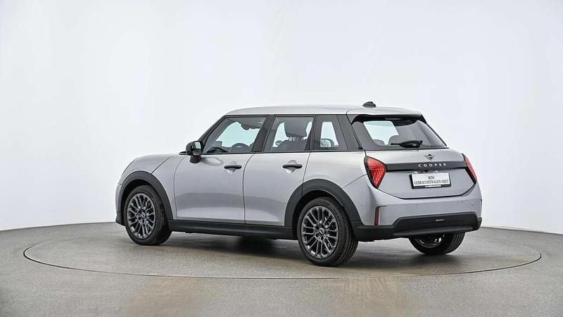 Second-hand Mini Cooper Classic 156 CP (114 kW) 2024 Gri Hatchback