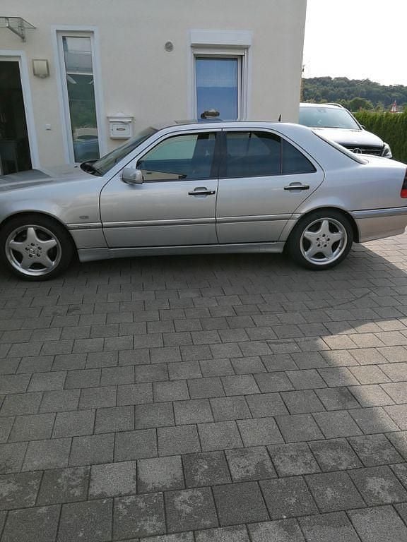 Bild 2/4