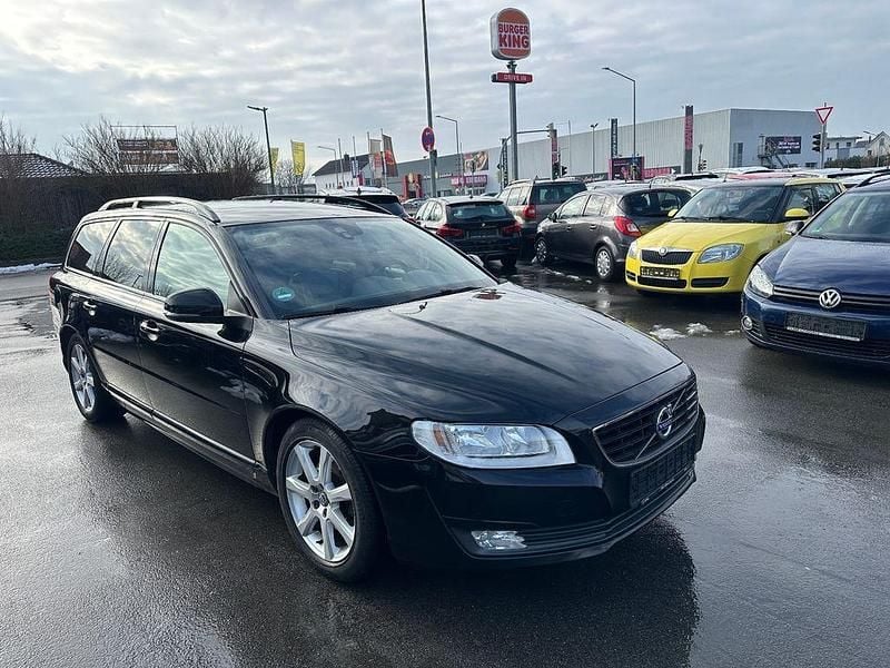 Gebraucht Volvo V70 Linje Svart 150 PS (110 kW) 2015 Schwarz Kombi