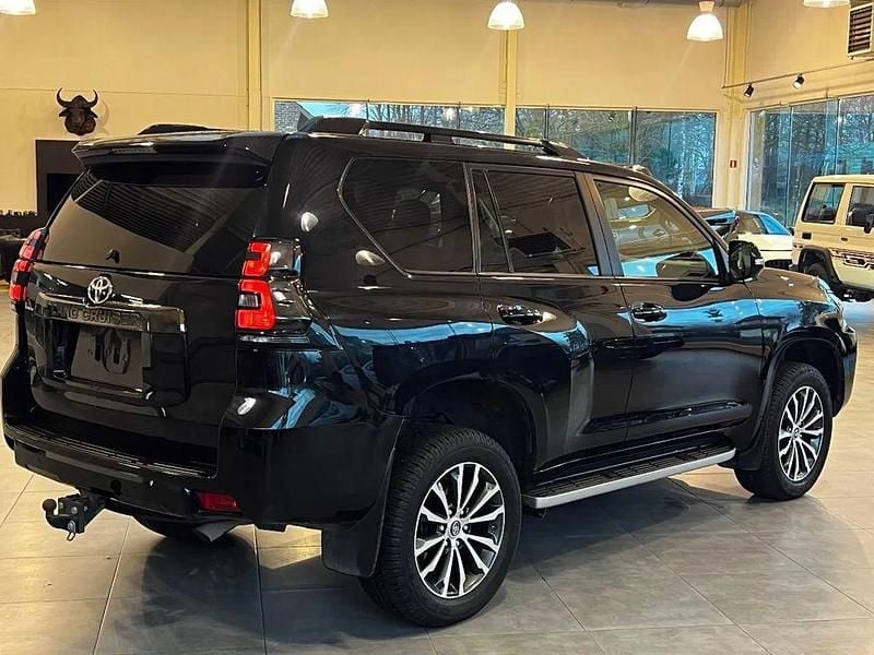 Gebraucht Toyota Land Cruiser Edition 204 PS (150 kW) 2021 Schwarz SUV