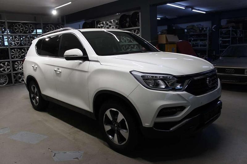 Usata SsangYong Rexton 181 CV (133 kW) 2018 Bianco SUV