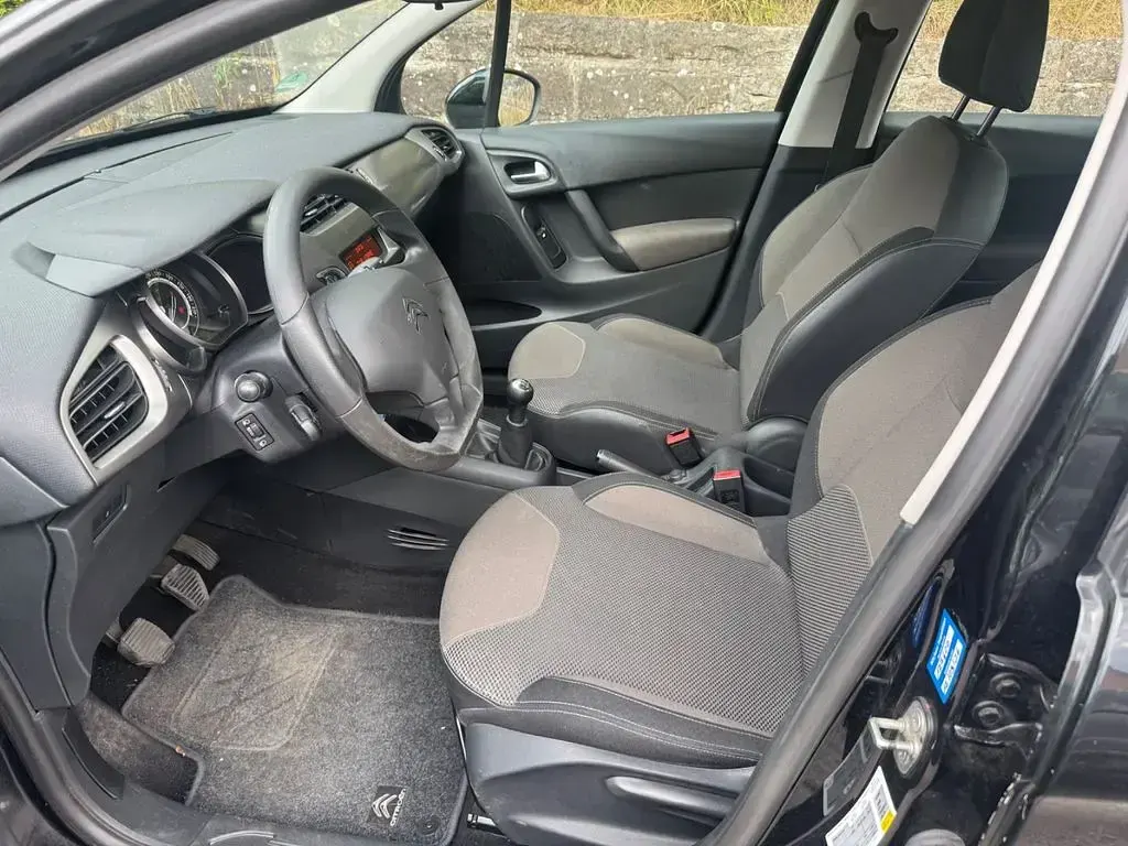 Gebraucht Citroën C3 Tendance 82 PS (60 kW) 2014 Schwarz Limousine