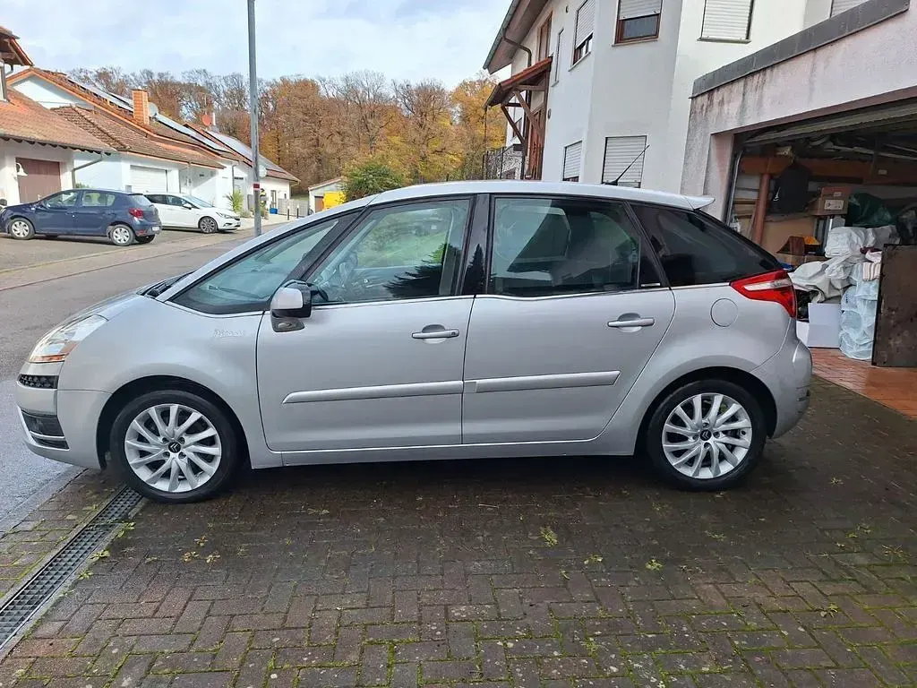 Gebraucht Citroën C4 Picasso Exclusive 136 PS (100 kW) 2010 Silber Van / Kleinbus