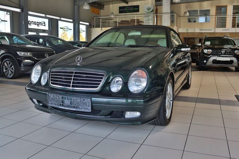 Labradoritgruen Gebraucht 2001 Mercedes CLK230 Elegance Cabrio | 14.980 € - Bild 1/4