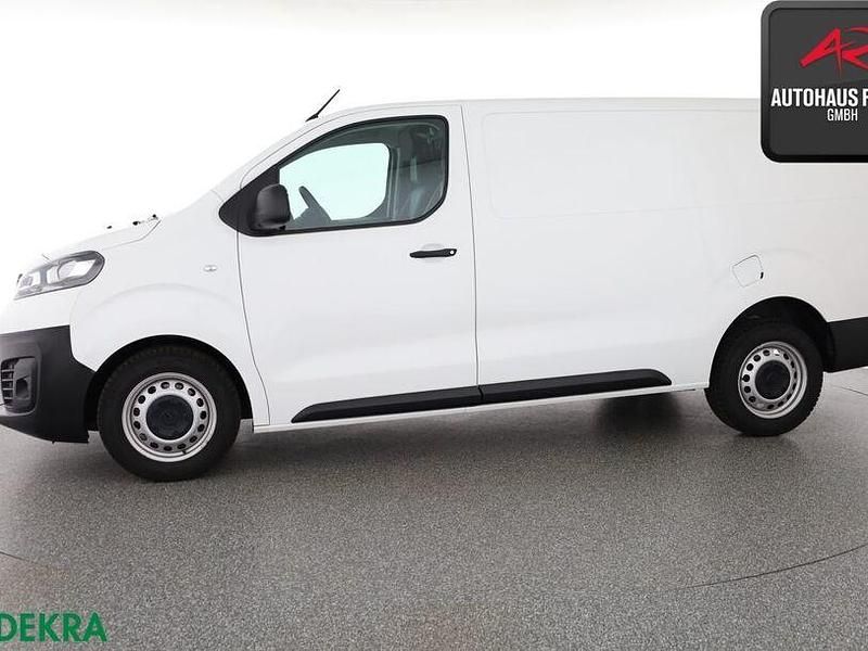 Gebraucht Opel Vivaro 144 PS (105 kW) 2021 Weiß Van / Kleinbus