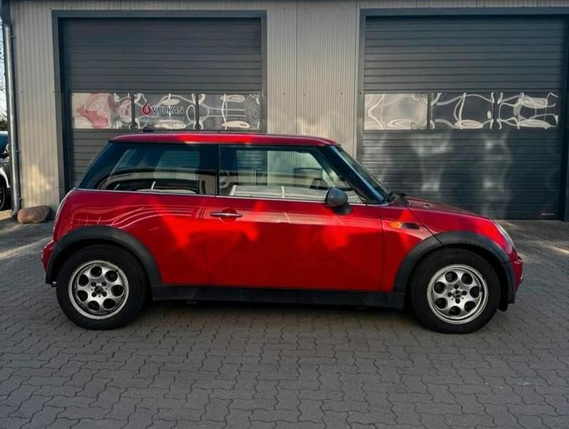 Gebraucht Mini Cooper 90 PS (66 kW) 2003 Rot Kleinwagen