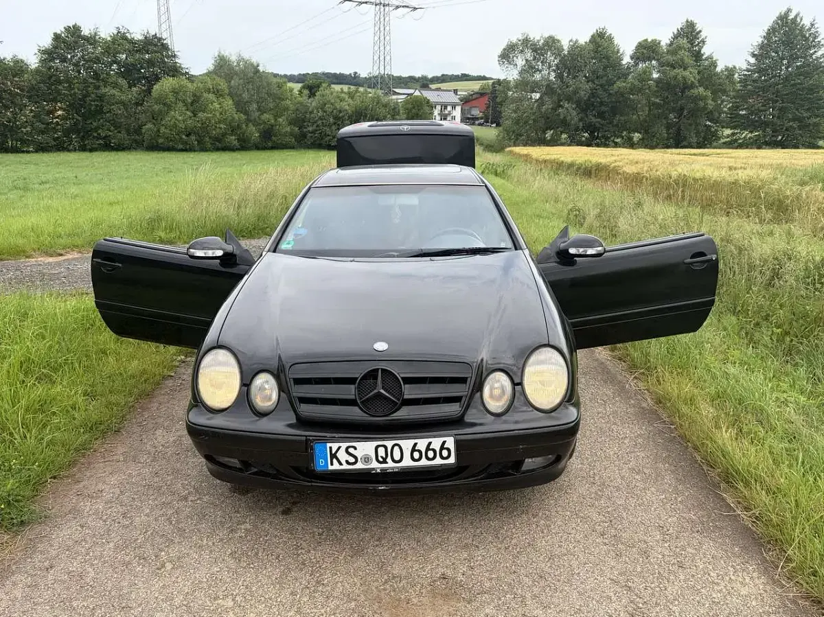 Gebraucht Mercedes CLK230 Avantgarde 193 PS (141 kW) 2000 Coupé