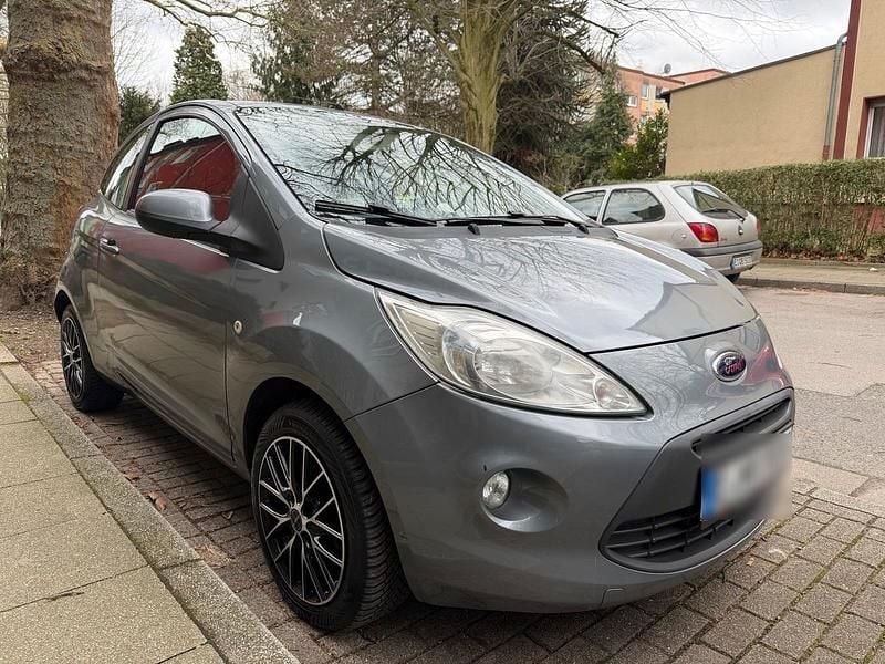 Gebraucht Ford Ka Titanium 69 PS (50 kW) 2011 Grau Kleinwagen
