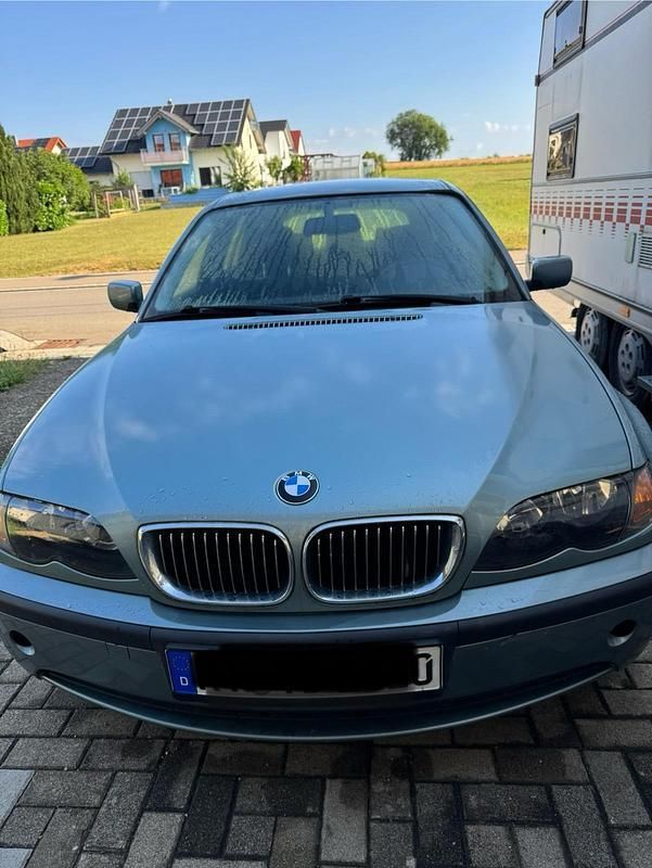 Andere außenfarben Gebraucht 2003 BMW 320 Kombi | 1.350 € (Guter Preis) - Bild 1/4