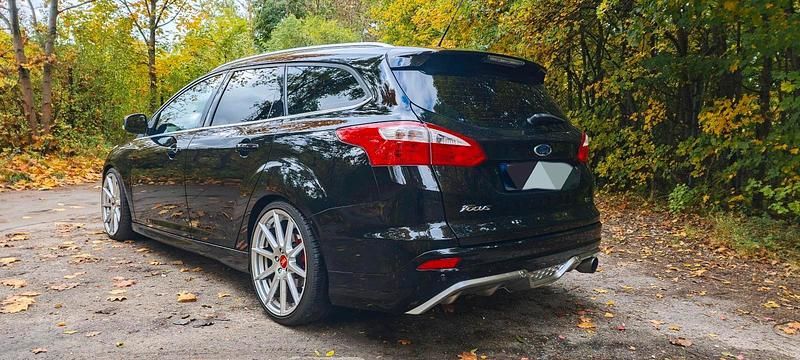 Brugt Ford Focus Titanium 182 HK (133 kW) 2012 Sort Stationcar