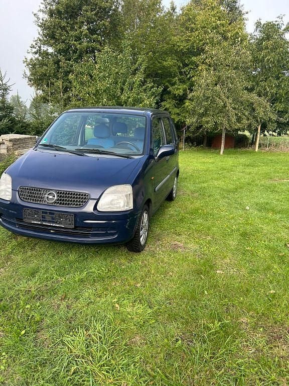 Blau Gebraucht 2001 Opel Agila Kleinwagen | 1.050 € (Fairer Preis) - Bild 1/4