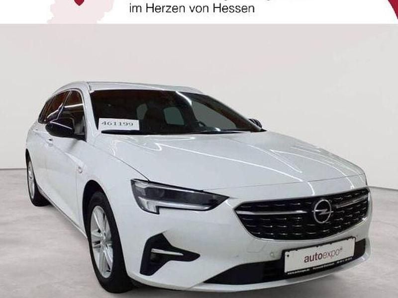 Jade weiß Gebraucht 2022 Opel Insignia Business Kombi | 13.490 € (Guter Preis) - Bild 1/4