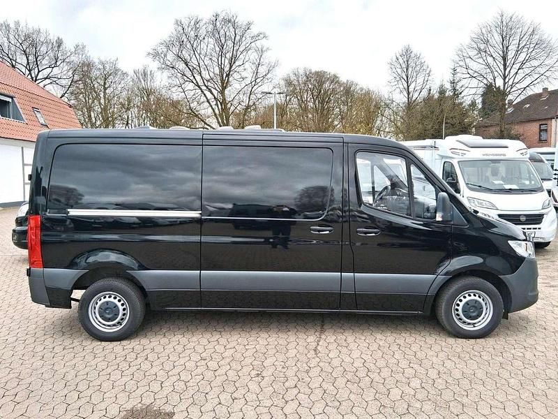 Schwarz Gebraucht 2023 Mercedes Sprinter Van | 29.975 € - Bild 1/4