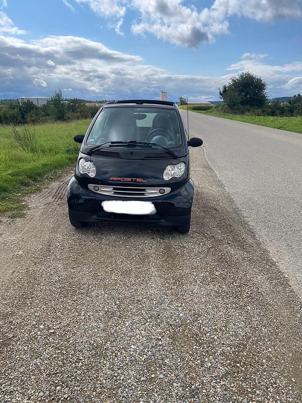 Schwarz Gebraucht 2001 Smart ForTwo Cabrio Cabrio | 3.199 € (Teuer) - Bild 1/4