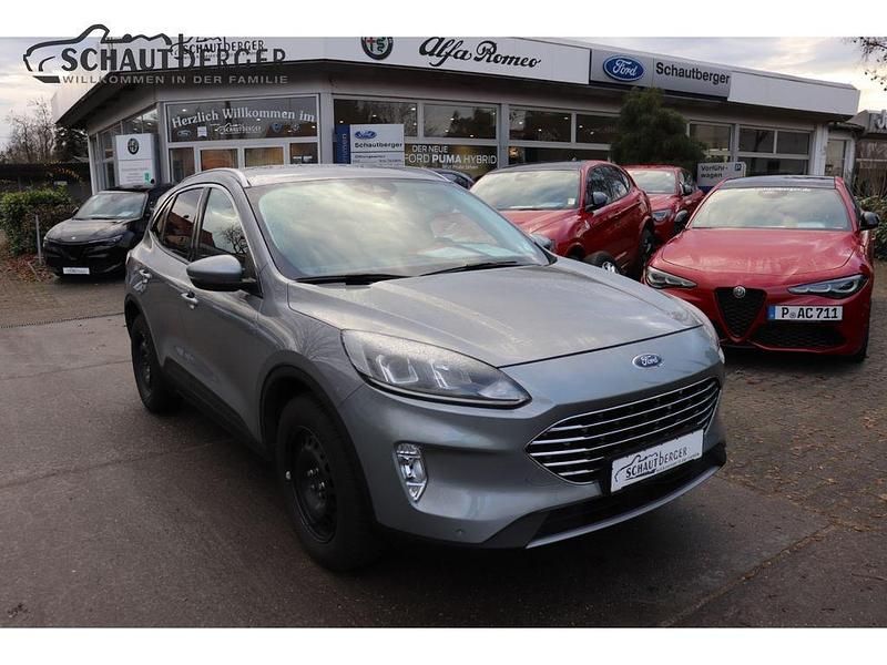 Gebraucht Ford Kuga Titanium 150 PS (110 kW) 2021 Silber SUV