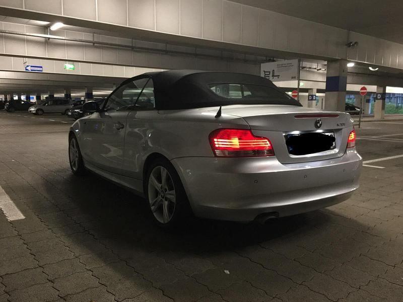 Silber Gebraucht 2008 BMW 120 Cabriolet Cabrio | 5.800 € (Fairer Preis) - Bild 1/4