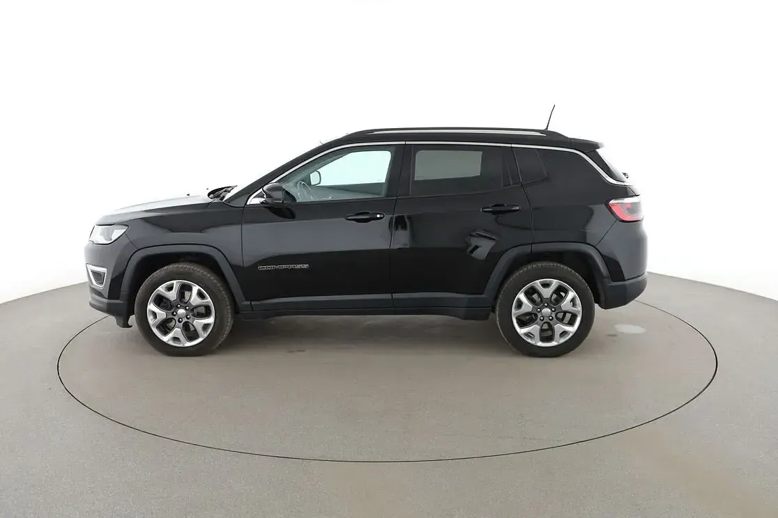Usado Jeep Compass Limited 140 HP (102 kW) 2017 Preto SUV