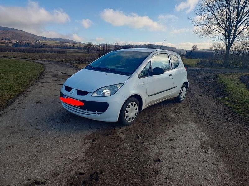 Gebraucht Mitsubishi Colt Inform 75 PS (55 kW) 2008 Weiß Limousine