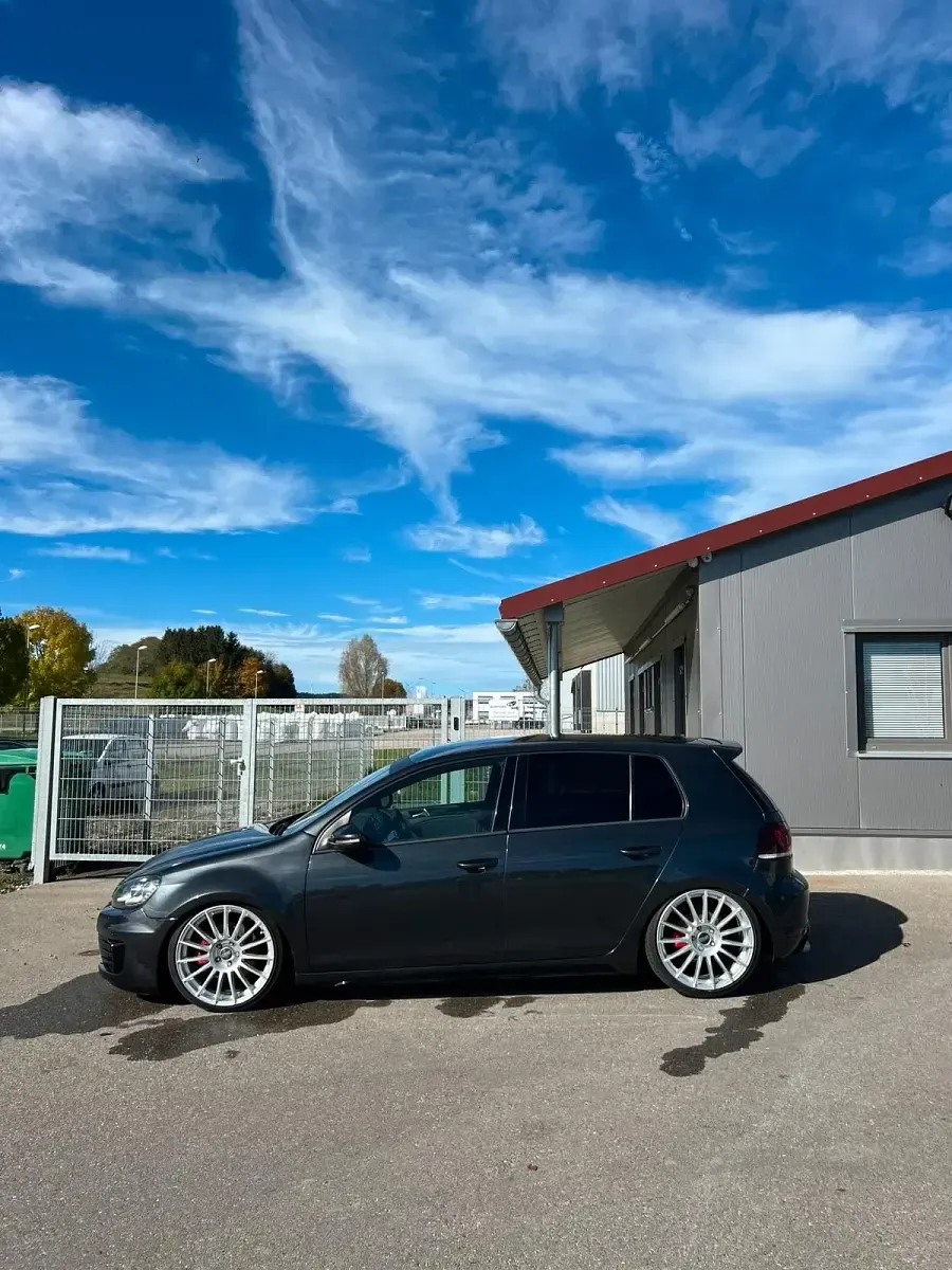 Gebraucht VW Golf VII GTI 211 PS (155 kW) 2012 Grau Limousine