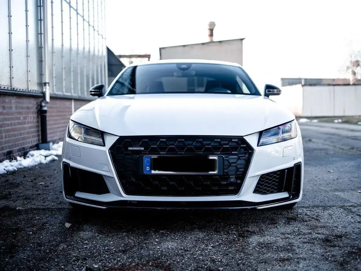 Gebraucht Audi TT Competition 245 PS (180 kW) 2019 Weiß Coupé