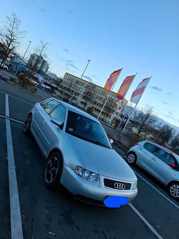 Silber Gebraucht 2002 Audi A3 Limousine | 1.600 € (Superpreis) - Bild 1/4