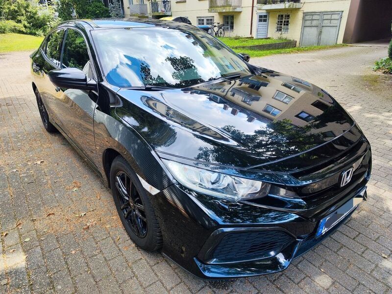 Schwarz Gebraucht 2020 Honda Civic Comfort Limousine | 16.600 € (Fairer Preis) - Bild 1/4